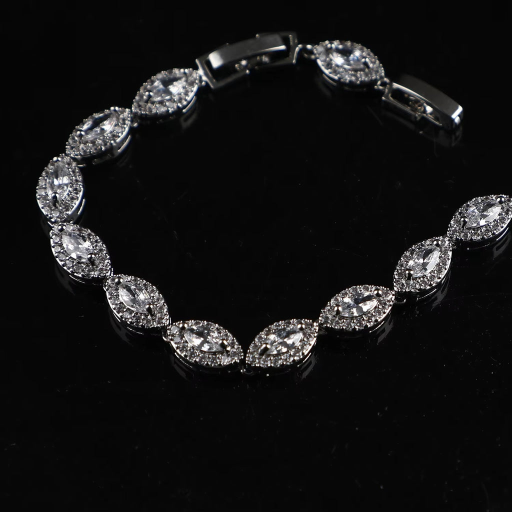 Halo Eye Bracelet