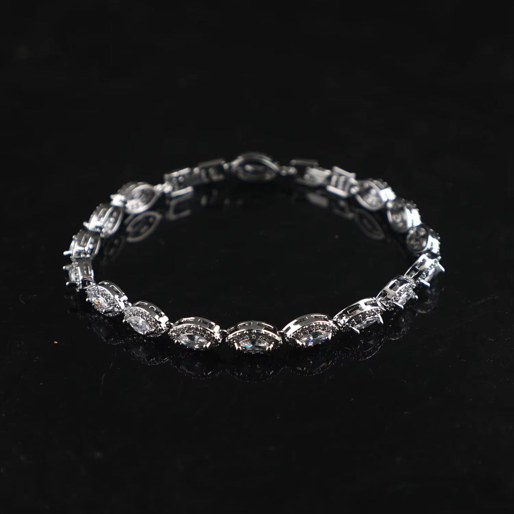 Halo Eye Bracelet